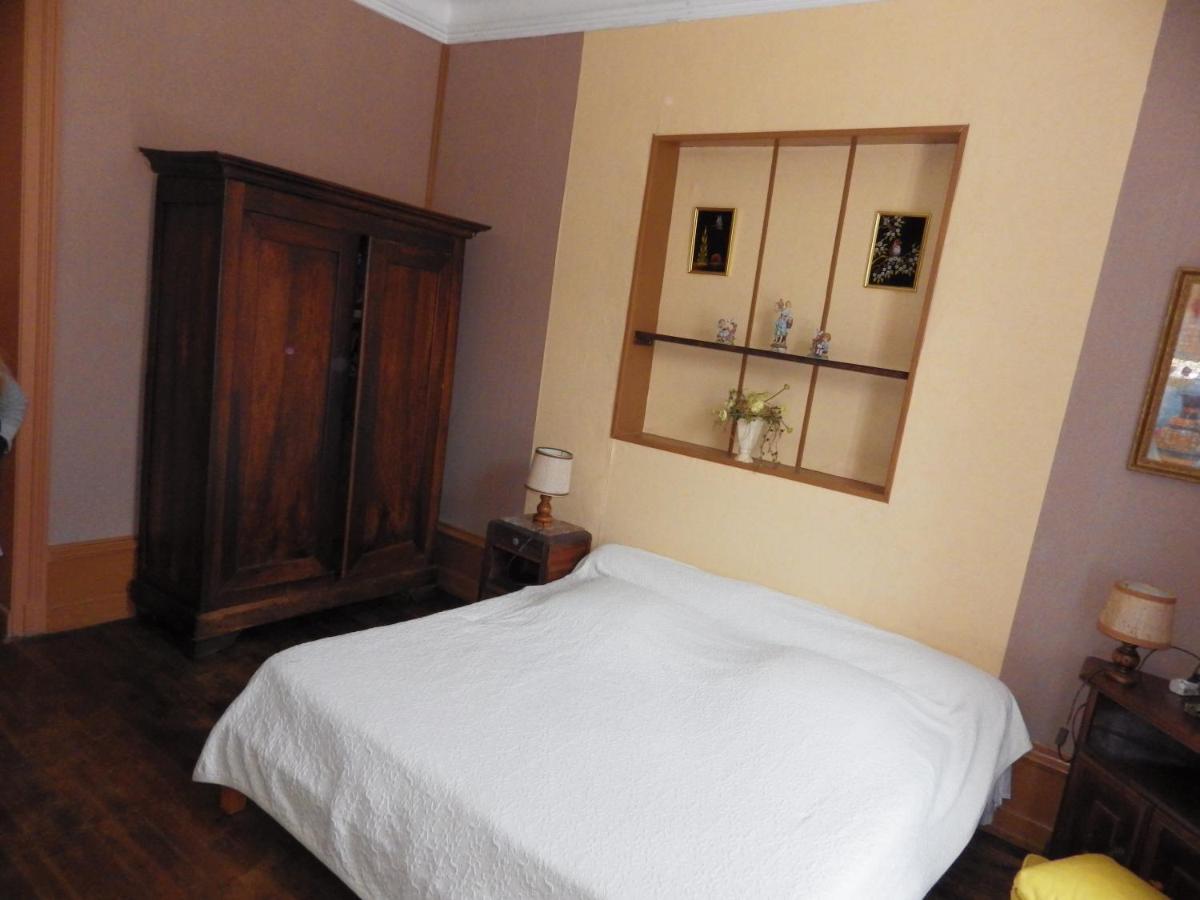 Domaine Des Roses Bed & Breakfast Vaudelnay Eksteriør bilde